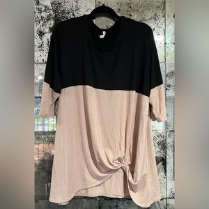 Beeson River Block Print Tee with Knot Detail, Size 3XL